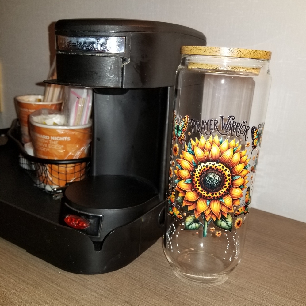 24oz 'Prayer Warrior Sunflower and Butterfly Glass Tumbler & Bamboo Lid